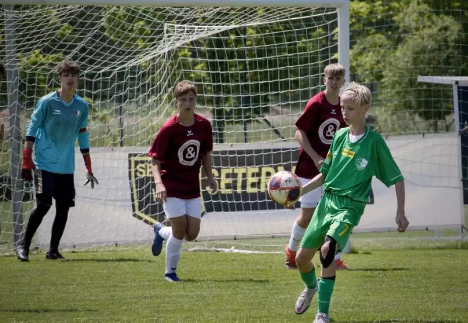 Mladší dorost podlehl Sportovní škole Plzeň