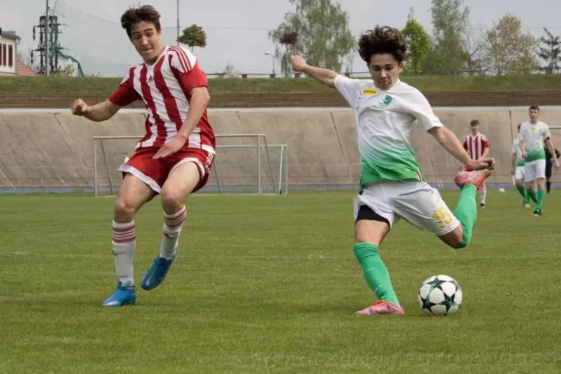 Devatenáctka stále drží první pozici. S Plzní zářil novic Ivan Fotin