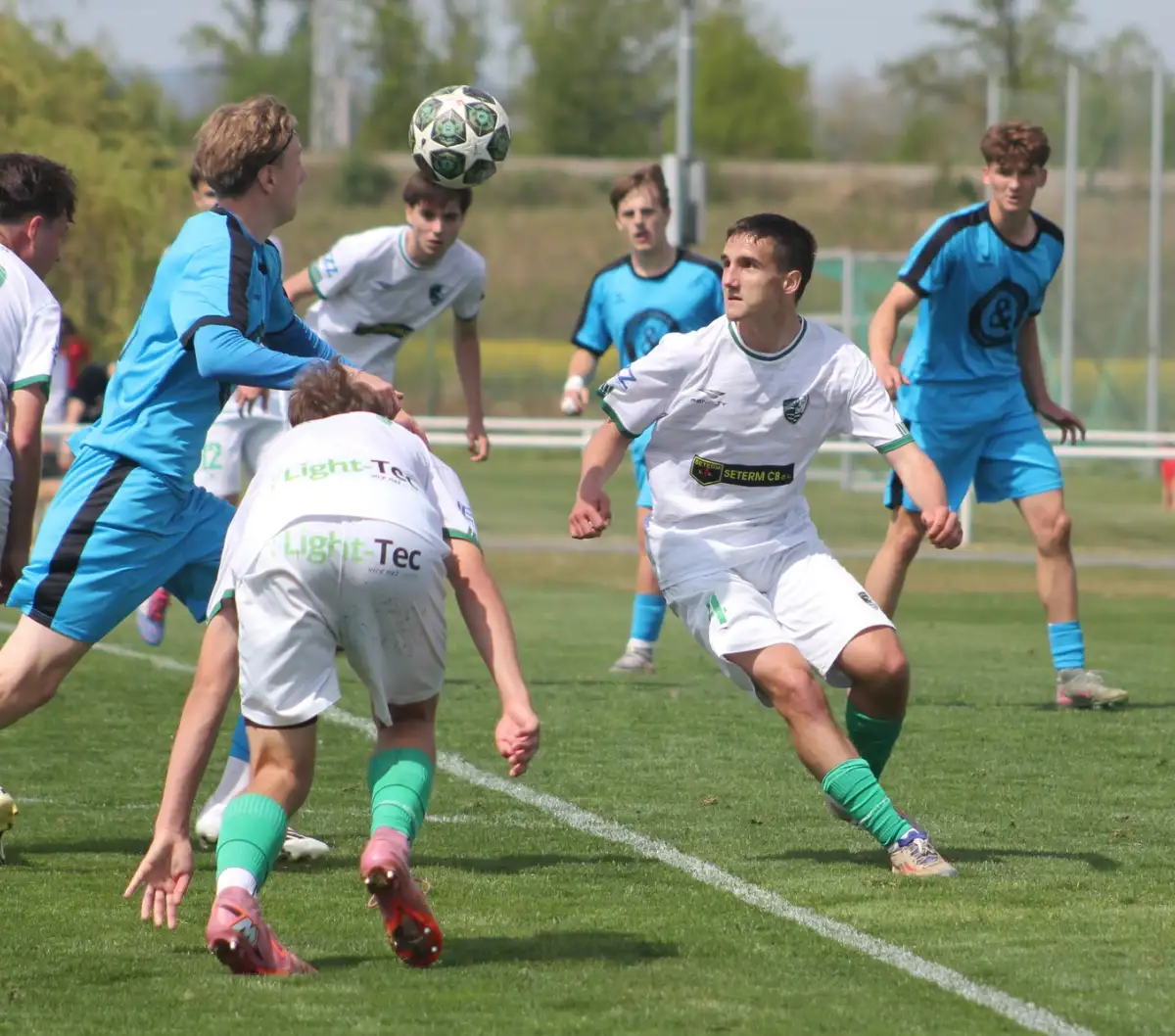 Dorostenci hostili Sportovní školu Plzeň. Starší zvítězili 5:3, mladší prohráli 2:3