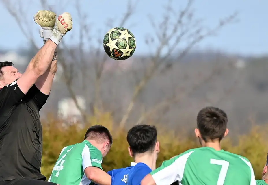 Vítězný start béčka v Ledenicích. Body zajistil gól Pavla Jusufiho