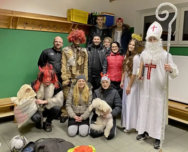 Mikuláš s andělem nadělovali nejmenším