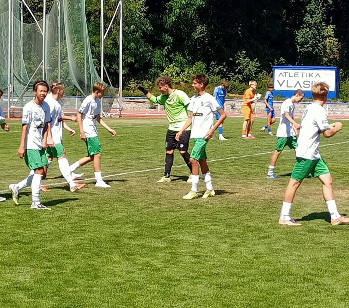 Dva zápasy dorostu ve Vlašimi, jeden za tři body, druhý debakl