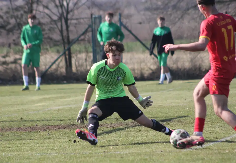 Mladší dorost na úvod nestačil na Třeboň