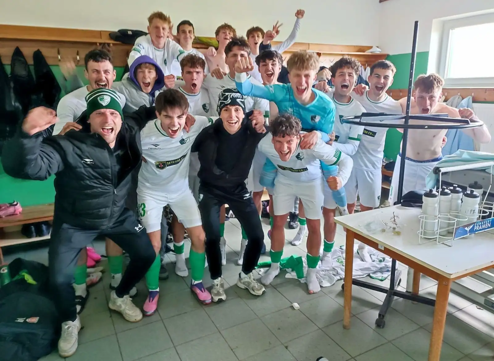 Starší dorost uštědřil Plzeňanům půltucet, mladší ztratil dvougólový náskok