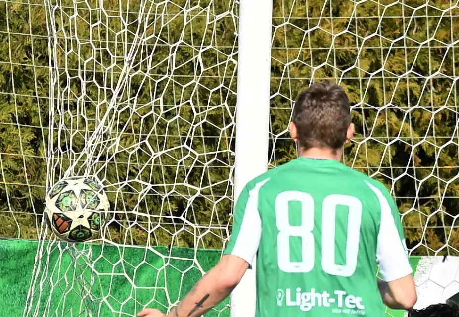 Béčko přehrálo Novou Ves a podruhé udrželo čisté konto