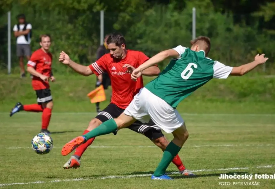 Gólem v závěru vydřeli body s Větřním